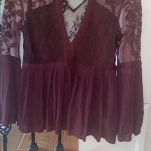 Womens American Eagle size small blouse